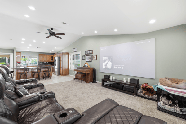 28362 Contessa Ave, Saugus, CA