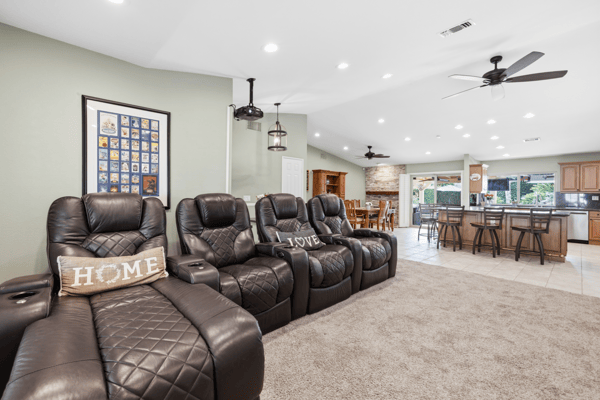 28362 Contessa Ave, Saugus, CA