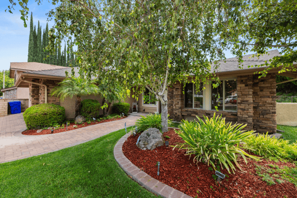28362 Contessa Ave, Saugus, CA