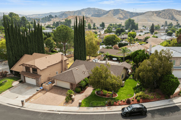 28362 Contessa Ave, Saugus, CA
