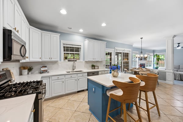 2832 Shady Reach Lane, Charlotte, NC