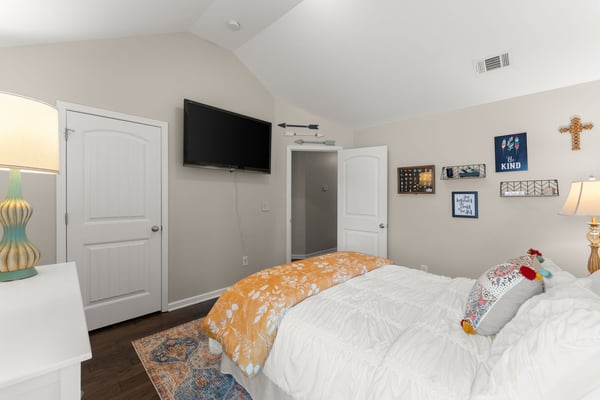 5815 Crest Oak Way, Cumming, GA