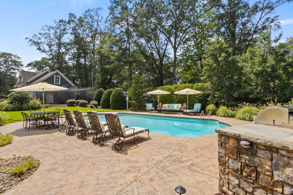 16 Willow Springs Drive, Greenville, SC