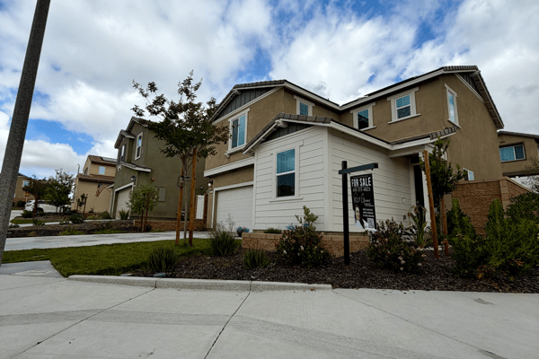364 CASTAIC WAY, RIALTO, CA