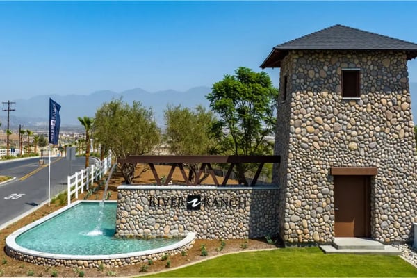 364 CASTAIC WAY, RIALTO, CA