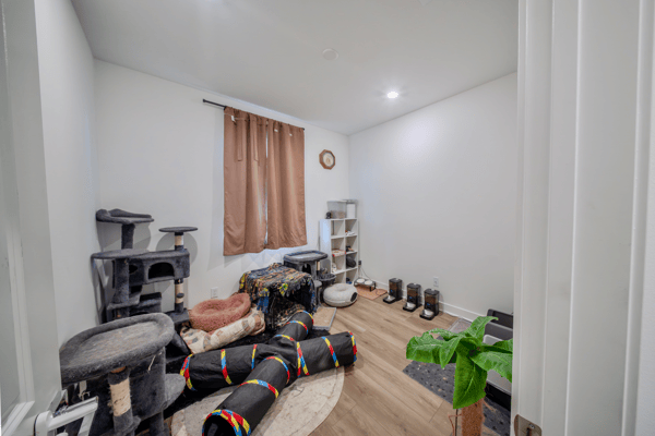 364 CASTAIC WAY, RIALTO, CA