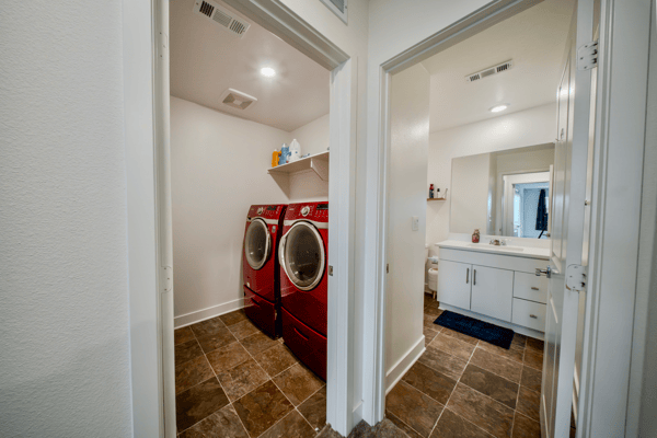364 CASTAIC WAY, RIALTO, CA