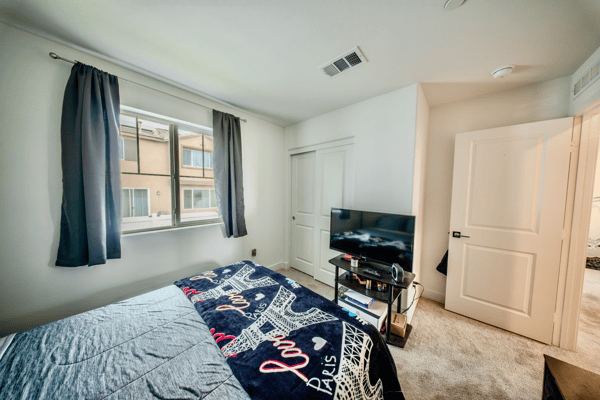 364 CASTAIC WAY, RIALTO, CA