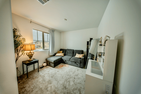 364 CASTAIC WAY, RIALTO, CA