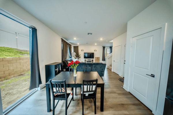364 CASTAIC WAY, RIALTO, CA