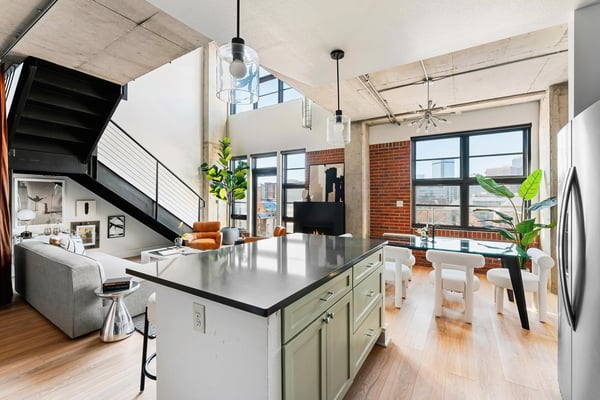 1860 Washington St, 607, Denver, CO