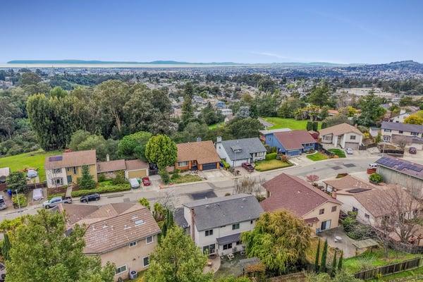 25638 West Camino Vista, Hayward, CA