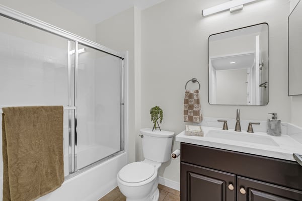 5500 owensmouth ave, 104, los angeles, CA