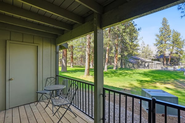 813 E Desperado Trail, Unit 102, Sisters, OR