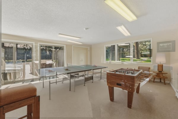 813 E Desperado Trail, Unit 102, Sisters, OR