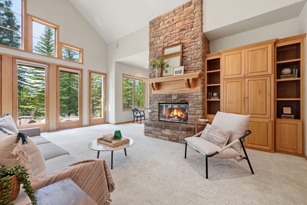 16863 Royal Coachman Drive, Sisters, OR