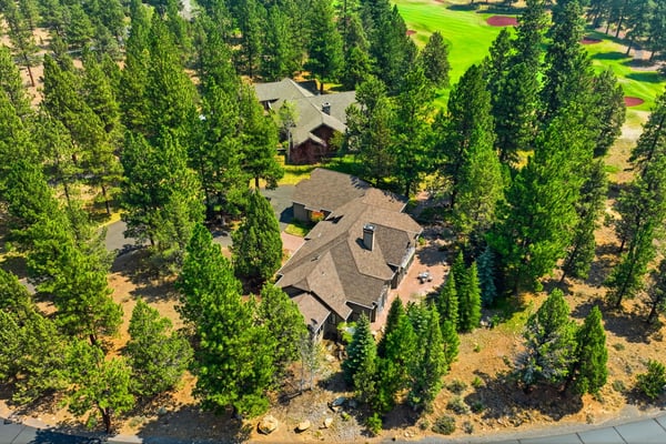 16863 Royal Coachman Drive, Sisters, OR