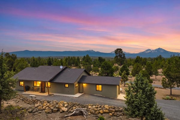 17740 Ox Spur Ct, Bend, OR