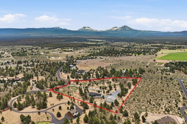 17740 Ox Spur Ct, Bend, OR