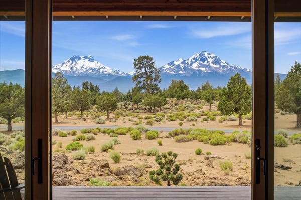17740 Ox Spur Ct, Bend, OR