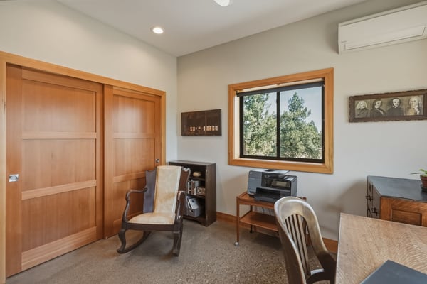 17740 Ox Spur Ct, Bend, OR