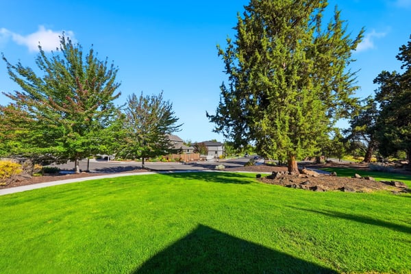 3433 SW 28th Street, Redmond, OR