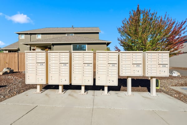 3433 SW 28th Street, Redmond, OR
