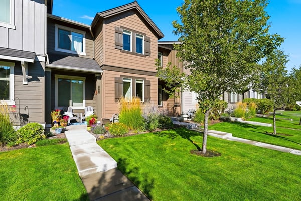 3433 SW 28th Street, Redmond, OR