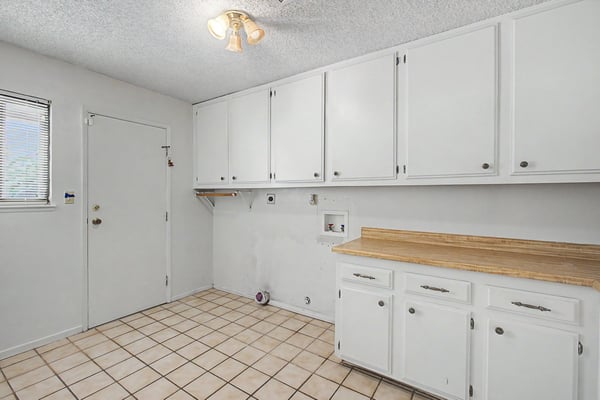 7264 Eldora Ave., Las Vegas, NV
