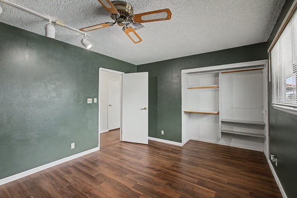 7264 Eldora Ave., Las Vegas, NV