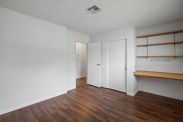 7264 Eldora Ave., Las Vegas, NV
