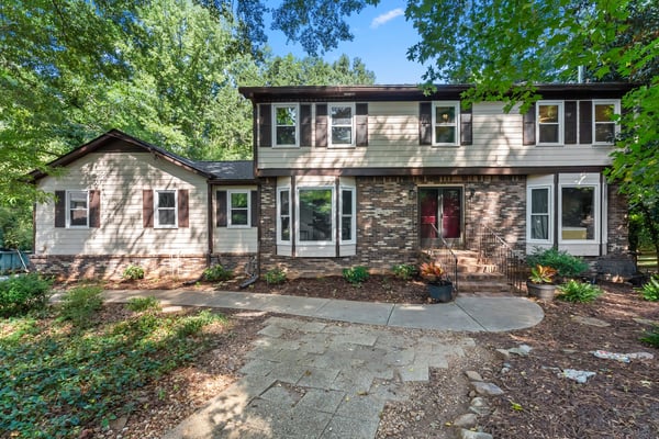 3824 Shawnee Run SW, Lilburn, GA