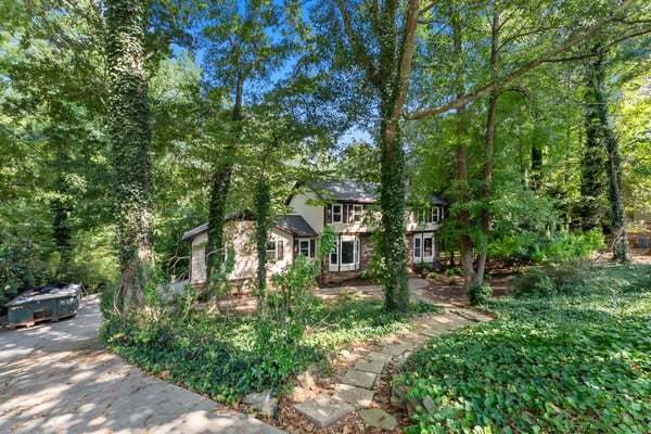 3824 Shawnee Run SW, Lilburn, GA