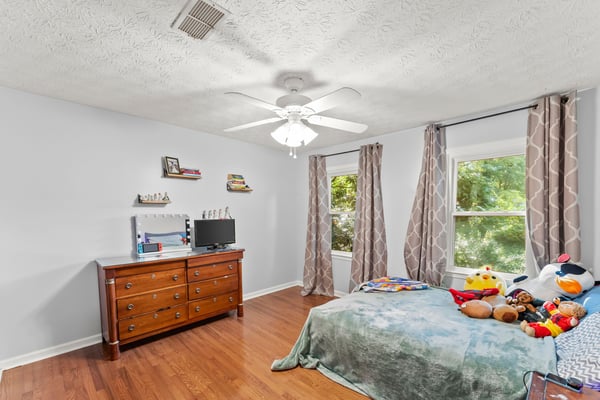 3824 Shawnee Run SW, Lilburn, GA