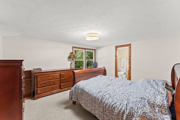 3824 Shawnee Run SW, Lilburn, GA