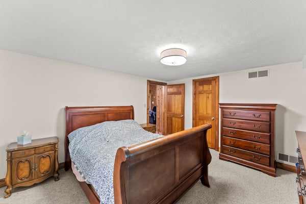 3824 Shawnee Run SW, Lilburn, GA