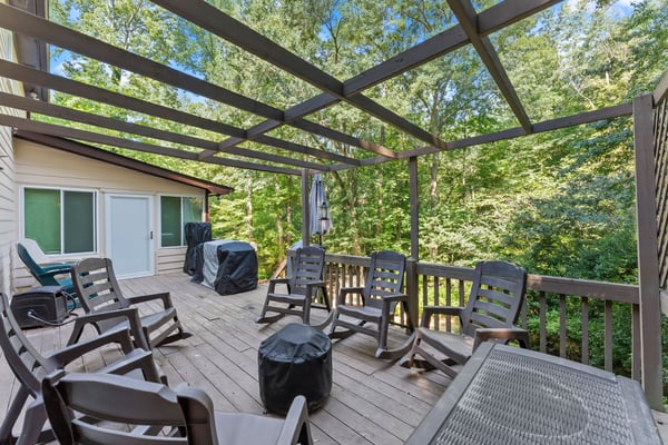 3824 Shawnee Run SW, Lilburn, GA