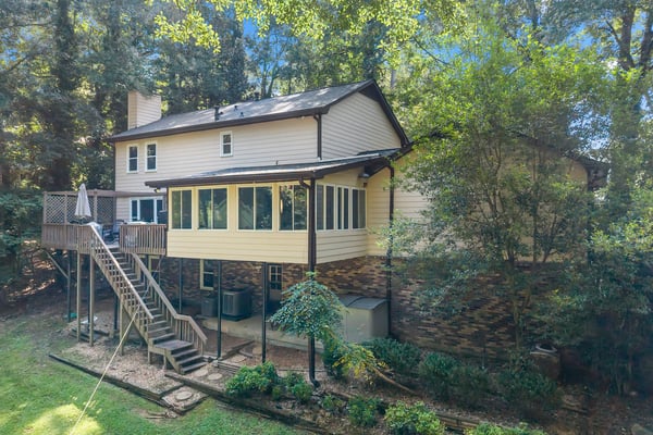 3824 Shawnee Run SW, Lilburn, GA