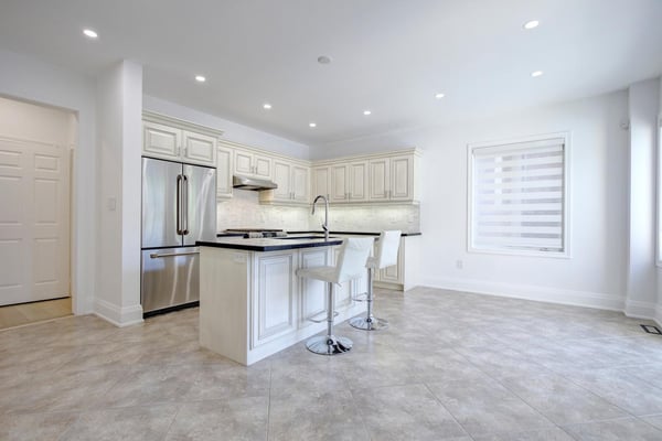 16 Muret Cres, Vaughan, ON