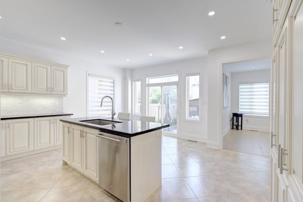 16 Muret Cres, Vaughan, ON