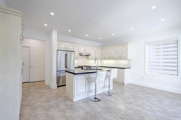 16 Muret Cres, Vaughan, ON