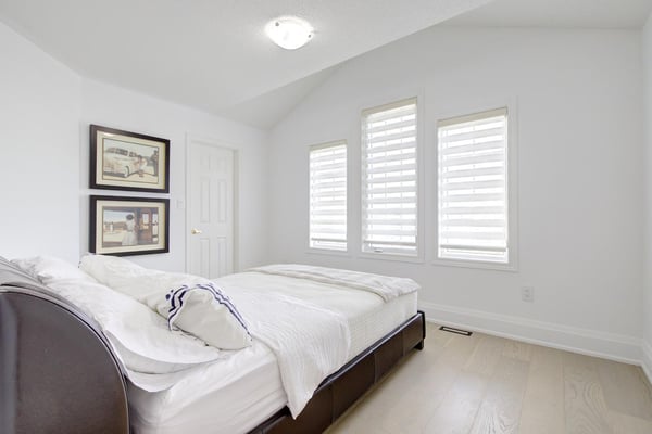 16 Muret Cres, Vaughan, ON