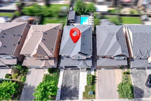16 Muret Cres, Vaughan, ON