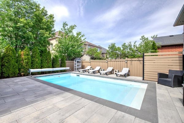 16 Muret Cres, Vaughan, ON
