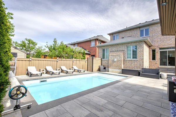 16 Muret Cres, Vaughan, ON