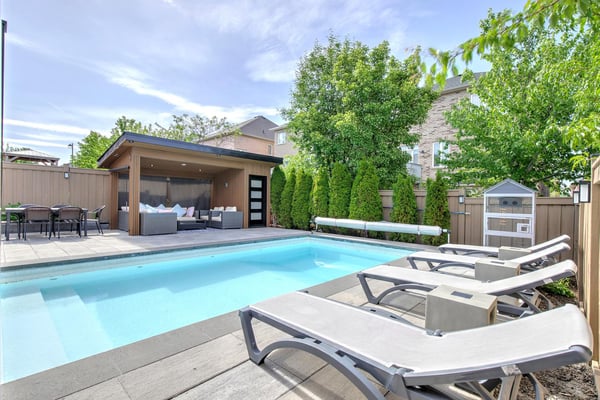 16 Muret Cres, Vaughan, ON