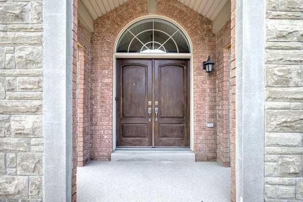 99 Lealinds Rd, Vaughan, ON