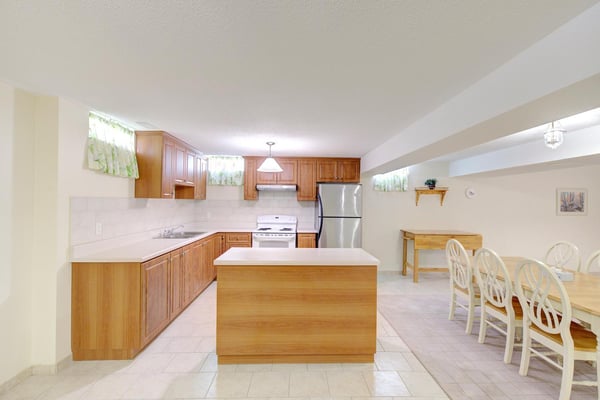 99 Lealinds Rd, Vaughan, ON