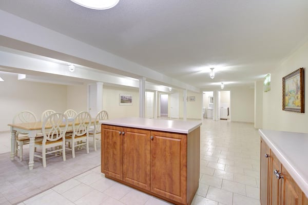 99 Lealinds Rd, Vaughan, ON