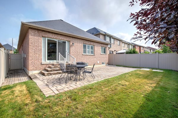 99 Lealinds Rd, Vaughan, ON